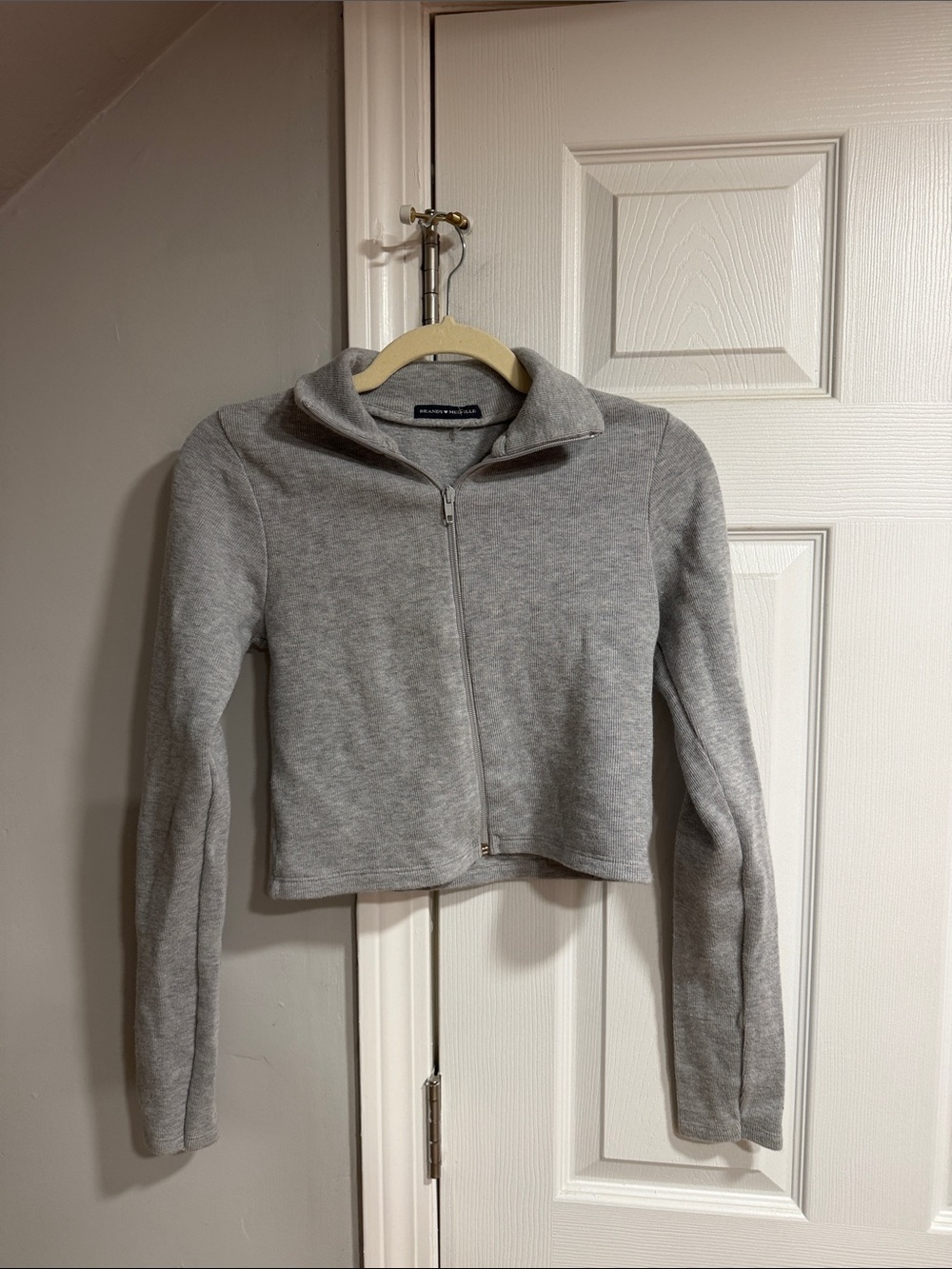 Brandy Melville Light Gray Cropped Zip Cardigan